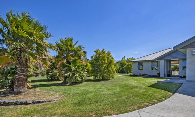 Waipu Casa | Seascape Haven - Waipu Holiday Home