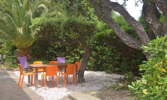 Saint-Aygulf Villa | Frente a la playa y muy tranquila, bajo reformado villa de 6 personas 90 m2 de jardín
