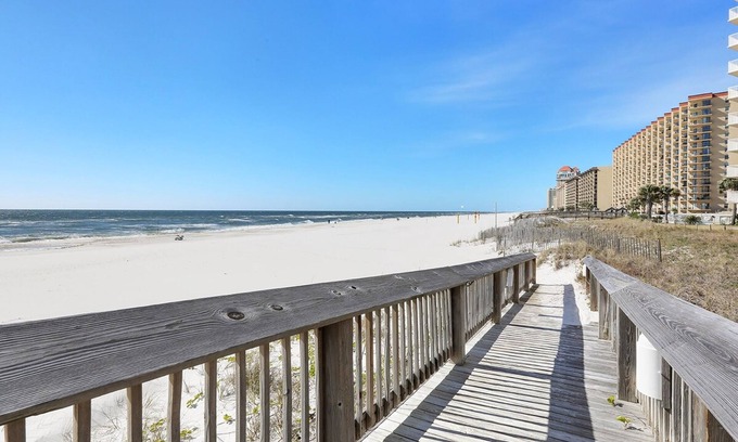 Orange Beach Apartamento | Seaside Beach 5417- Two Bedrooms Waterfront Condo With Pool Sauna Amazing Ocean View Balcony