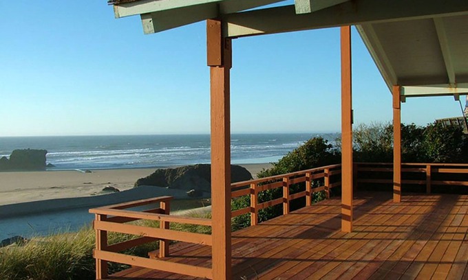 Bandon Casa | Hermosas vistas desde este bungalow frente al mar