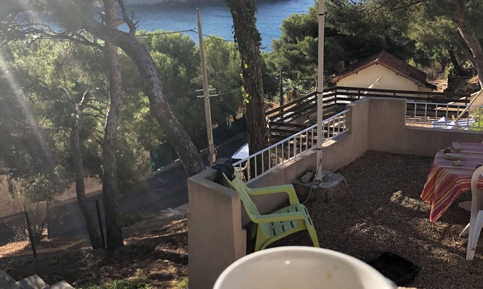 Ensues-la-Redonne Casa | Seaside house with pebble beach and small harbour 2 minutes away