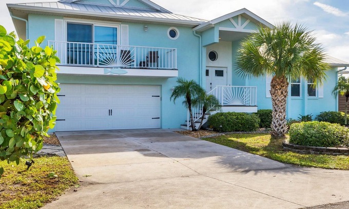 Englewood Casa | Seaside Sanctuary, coastal home, private beach access and golf cart pick up to restaurants