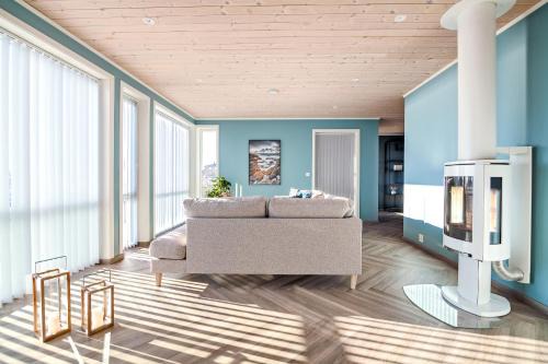 Henningsvaer Casa | Seaside Villa in Henningsvær