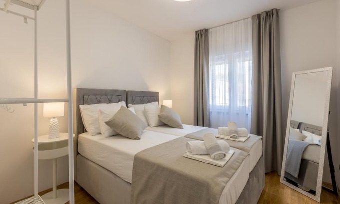 Znjan Apartamento | Seaview&jacuzzi 2BR apt