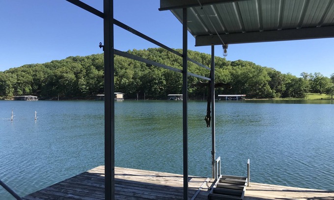 Garfield Casa | SECLUDED BEAVER LAKE WATERFRONT with Private swim dock ~ Lakehouse sleeps 14