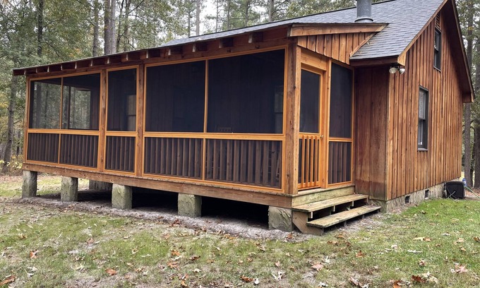 Quewhiffle Cabina | Secluded Cabin in the Woods, near Carolina Horse Park and Valkyrie Sporthorses