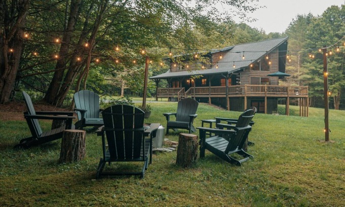Schenevus Cabina | Secluded Lodge on 56 Acres | Firepit Creek