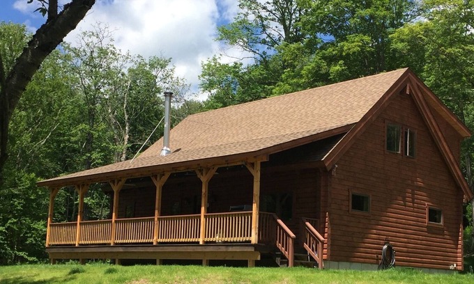 Town of Denning Cabina | Secluded Log Cabin in Slide Mountain Wilderness