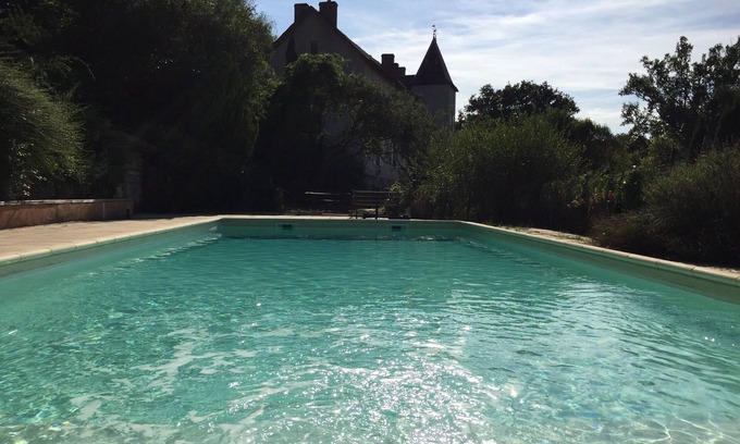 Badefols-d'Ans Casa | Aislado Casa solariega con piscina rodeada de espectaculares vistas al campo