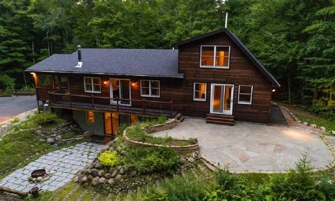 Thendara Casa | Secluded River House outside of Old Forge