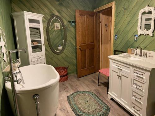 Hopkinton Casa | Secluded River Overlook Cabin on 160 acres.