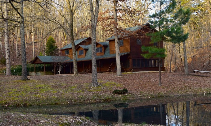 Moodys Cabina | Cabaña rústica aislada con wifi en 160 acres cerca del río Illinois y el lago Tenkiller