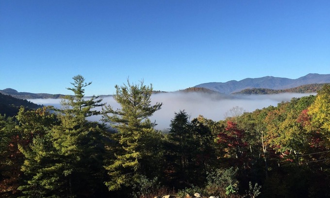 Spruce Pine Casa | Secluded / Views / Trails / Cave /Blue Ridge Pkwy