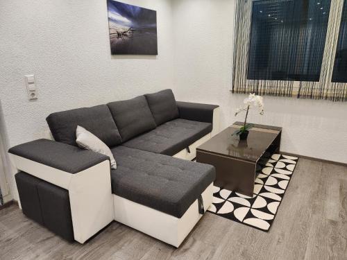 Mutlangen Apartamento | SeDe Ferienwohnung nur für Familien und Paare