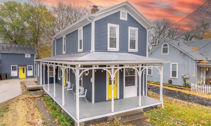 Loveland Casa | Seek Tranquility at Loveland Landing!