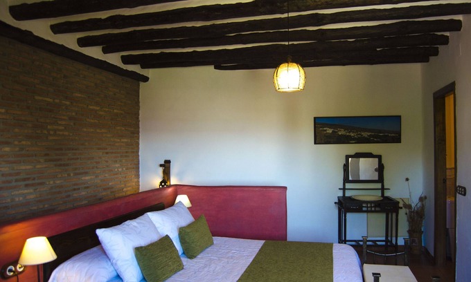 Nechite Cabaña | Coqueta Casa Balcón de Válor Nº8, con jacuzzi, para 2-3 personas