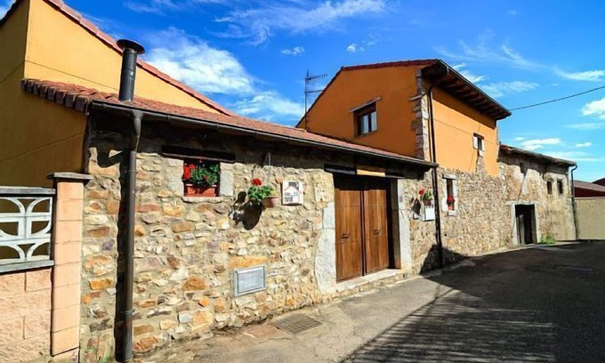 Brugos de Fenar Cabaña | Casa rural I (alquiler íntegro) El Henar del Rey para 4 personas