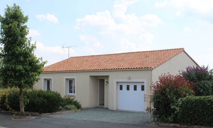 Chambretaud Casa | Self-catering house 5 minutes from PUY DU FOU