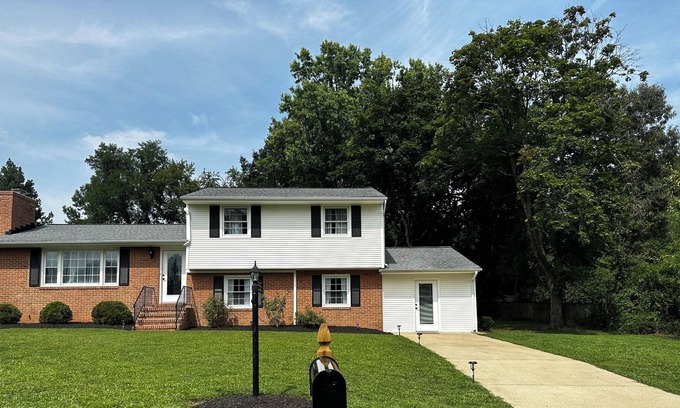 Annapolis Casa | Semper Fi guest home 2 mins away from Annapolis Harbour Center!