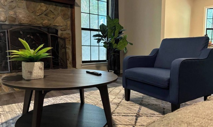 Senoia Casa | Senoia: Cozy Home Away from Home