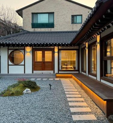 Yongsan-gu Casa | Seoul Hanok near Seoul Station