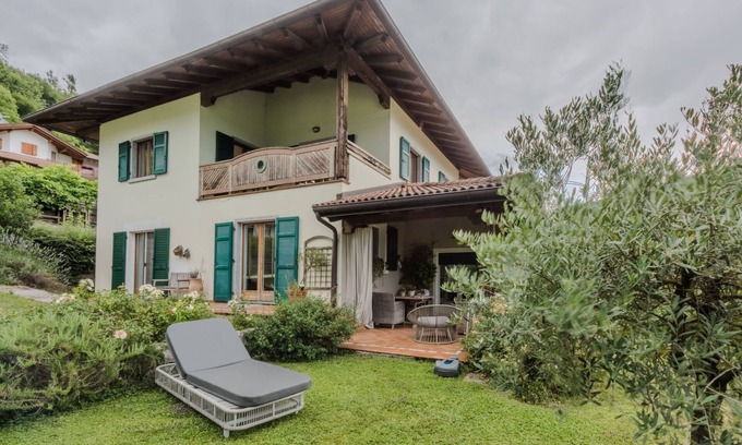 Ranzo Apartamento | Serafini by Interhome
