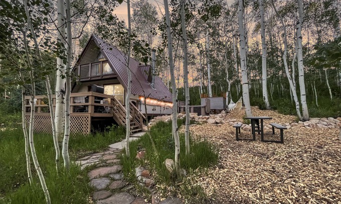 Silver Summit Cabina | Serene A-Frame Tiny Home in the Aspens w/Hot Tub, Outdoor Shower, Minutes from Park City
