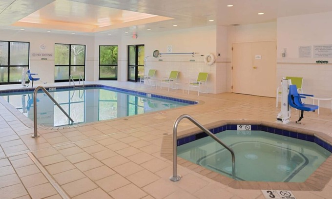 Gastonia Casa | Serene and Relaxing! Discover the Scenery of Crowders Mountain State Park