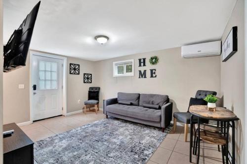 Clarksville Apartamento | Serene Downtown Villa