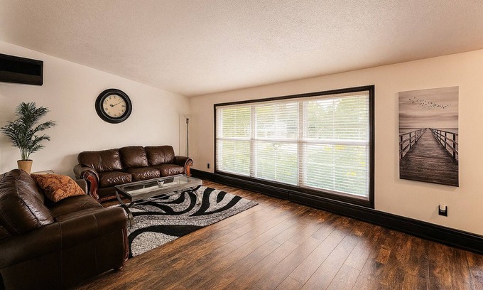 Wyoming Casa | Serene Family Home: Sleeps 16!