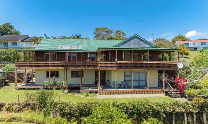 Mangonui Casa | Serenity Hills - Mangonui Holiday Home