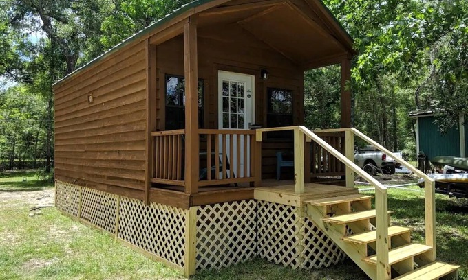Old Town Cabina | Serenity Springs On The Suwannee Cabin #2