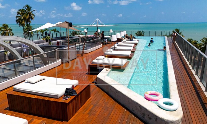 Cabo Branco Apartamento | Setai Yacht By Day by Day
