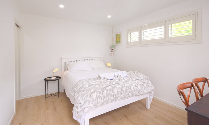 Nelson Casa | Seymour Sleeps, Deluxe 1 Bed Apartment with Pool