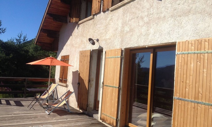Seyne Chalet De Esquí | SEYNE LES ALPES-chalet near the village, south facing