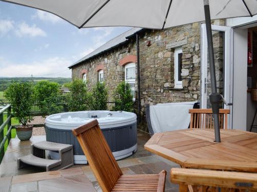 Ammanford Casa | Sgubor Llwyndu