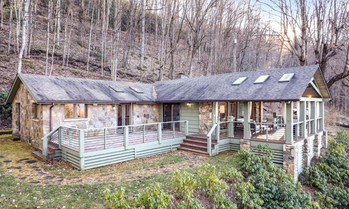 Waynesville Casa | Shadowood Serenity