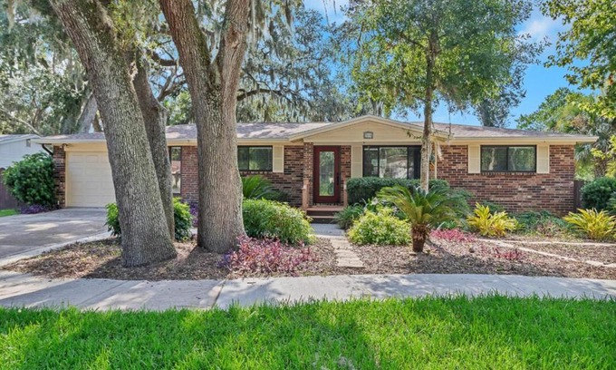 Jacksonville Beach Casa | Shady Oaks