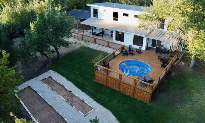 Dripping Springs Casa | Shangri La with Pool, Arcade, and Hot Tub