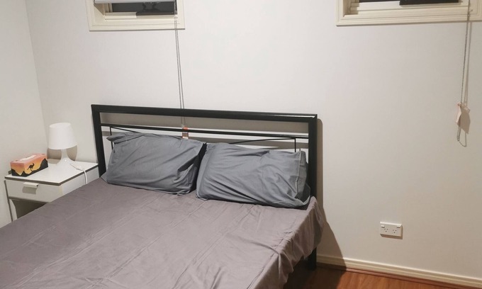 Upper Coomera Casa | Shared house with other guests near shopping center and theme park