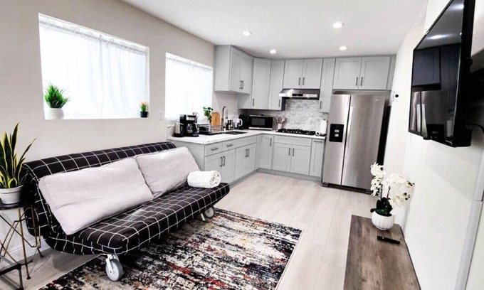 Walnut Apartamento | shd-gro-wlnt20235-wos-1-1
