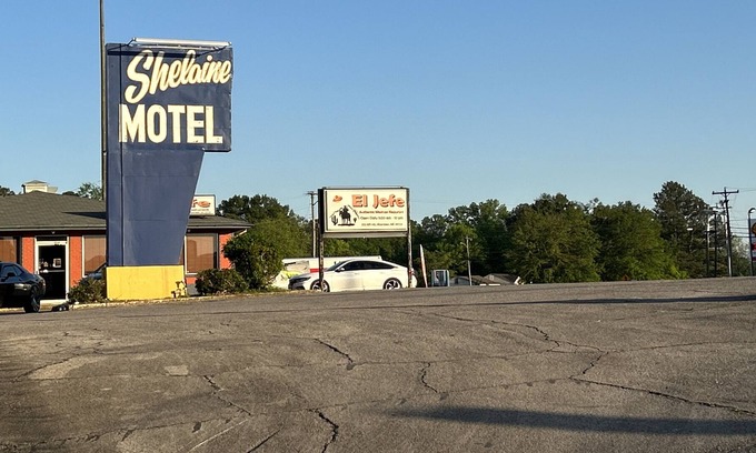 Aberdeen Hotel | Shelaine Motel