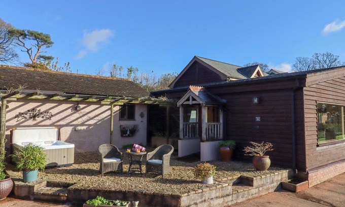 Westcott Cabaña | SHERWAY DAIRY, romantic, character holiday cottage in Bradninch