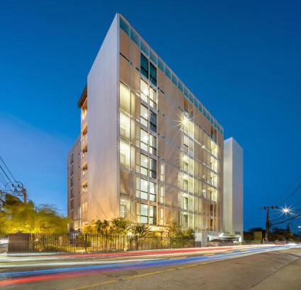 Chan Kasem Hotel | SHIN Patara Living Hotel