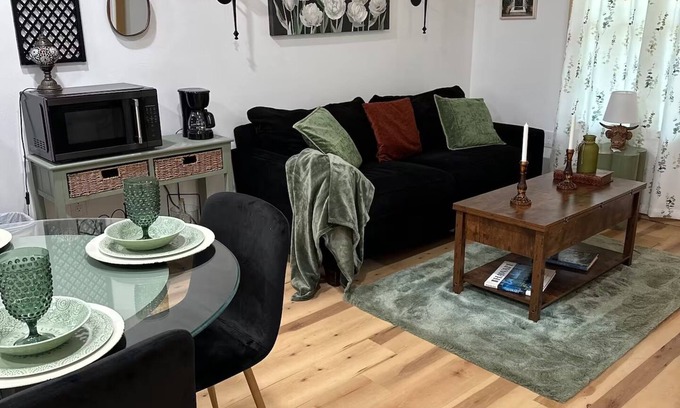 Fluker Cabaña | SHL- Sage Brush Cottage