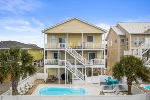 Ocean Isle Beach Casa | Shore 2 Please Brunswick Vacation Rentals Free Private heated pool