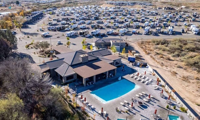 Camp Verde Casa | Short Distance From The Well Known Sites! Outdoor Pool, Parking, Pets Allowed!