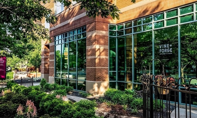 Downtown Columbus Hotel | Short Drive to Victorian Village, Pets Allowed, Outdoor Fireplace