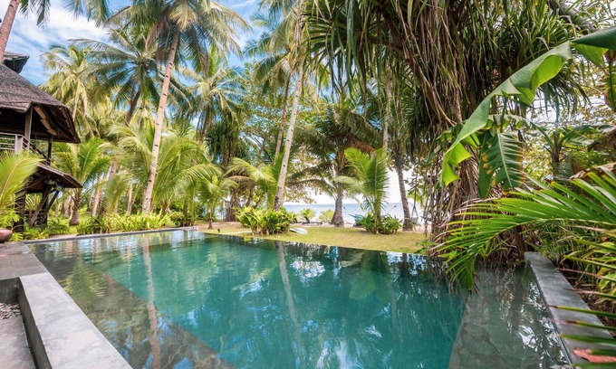 Catangnan Casa | Siargao Inn Beach Resort