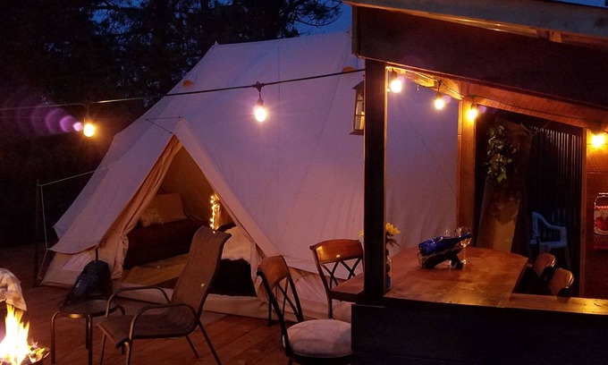 Hot Springs Alquiler De RV | Sibley Bell Tent 2 @EvansCliff, Beautiful Canyon High-rise deck w / Hot Tub !!